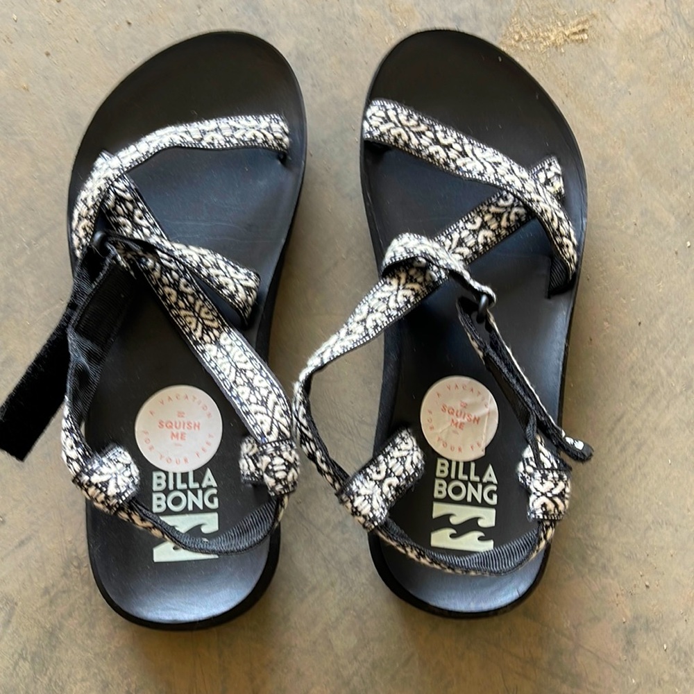Billabong womens sandals size 7 yoga Mat sole